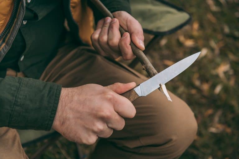 folding poket knife featured