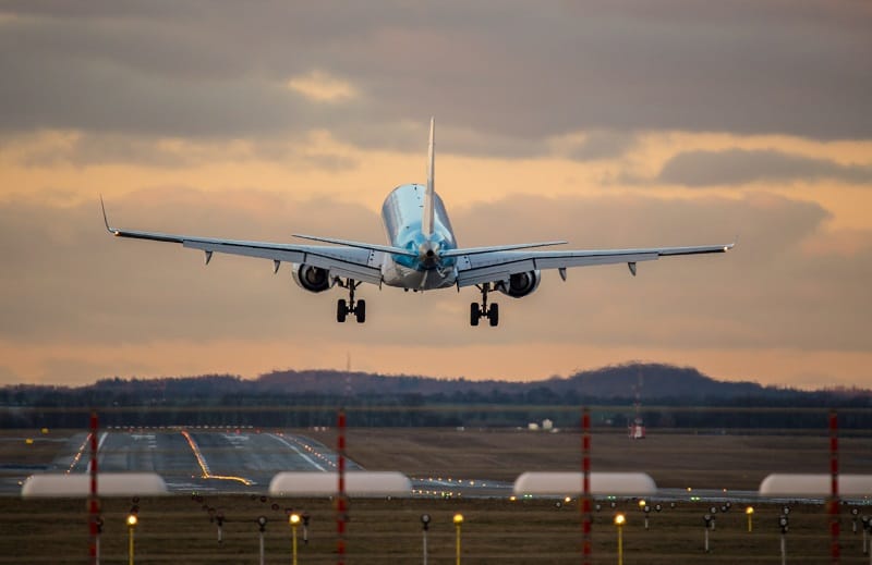 Commercial airplane landing at the airport