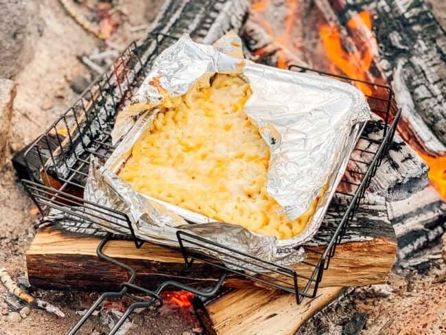 campfire-mac-and-cheese